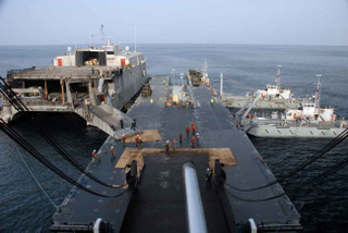 Illustration for article titled Exclusive Photo: USNS Montford Point, The Navy's New Sea Base